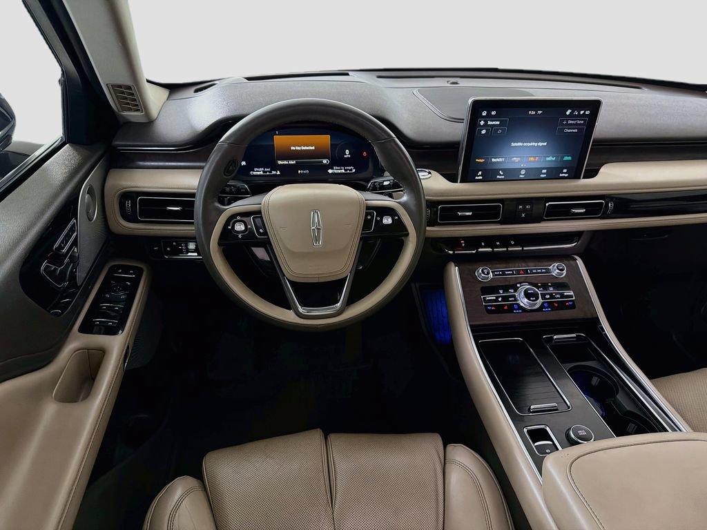 Used 2021 Lincoln Aviator Reserve w/ Equipment Group 202A AWD/4WD image 28