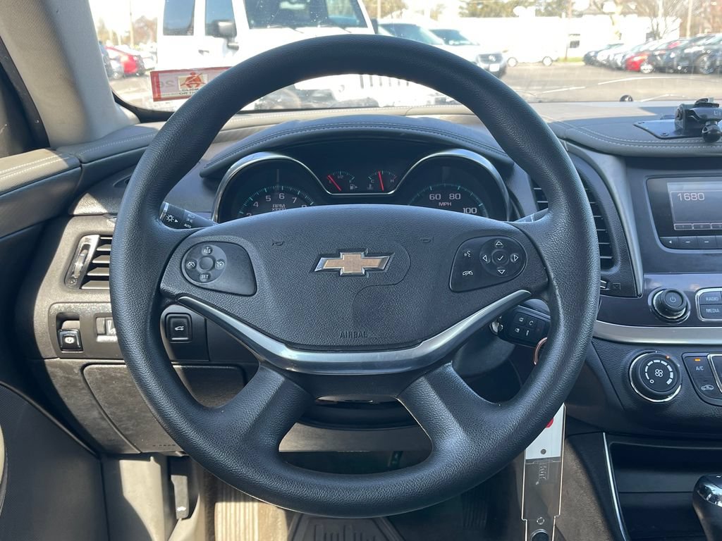 Used 2017 Chevrolet Impala LS FWD image 18