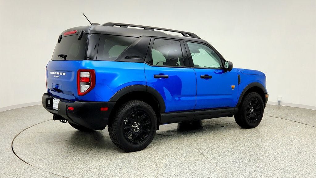 Used 2025 Ford Bronco Sport Badlands AWD/4WD image 5
