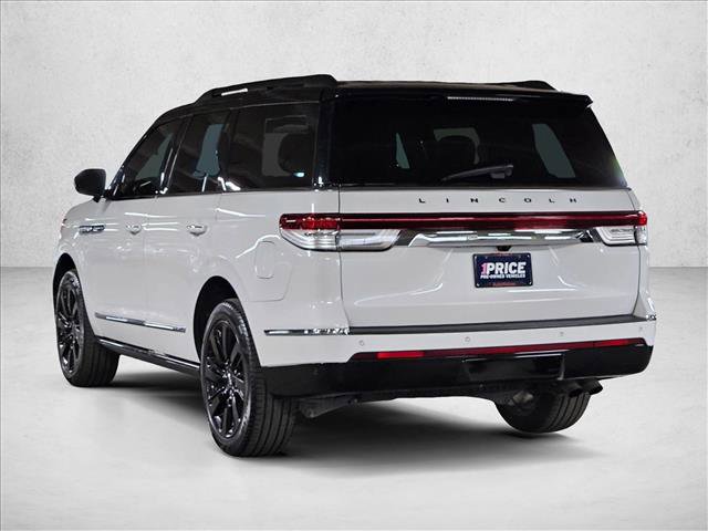 Used 2022 Lincoln Navigator Black Label image 8