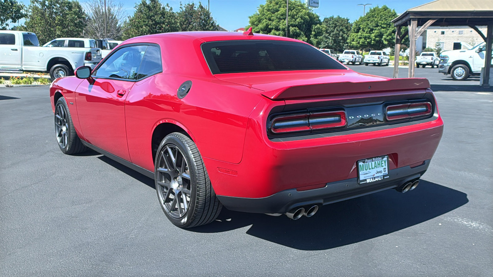Used 2016 Dodge Challenger R/T Plus RWD image 5
