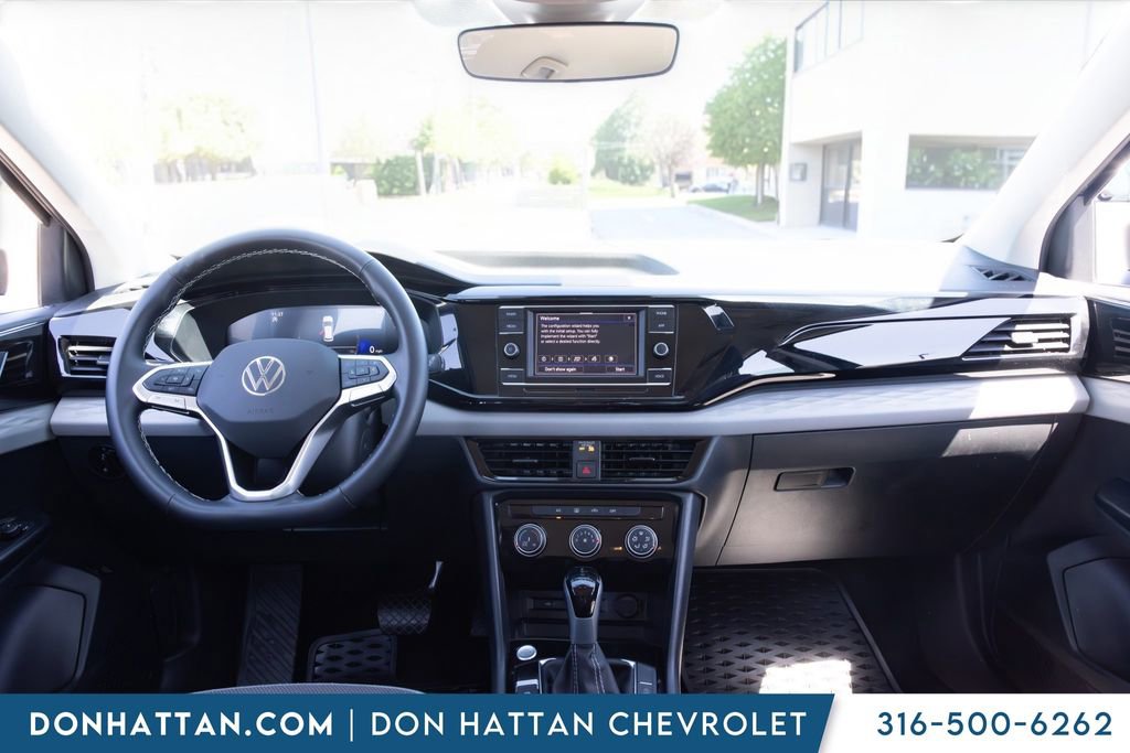 Used 2024 Volkswagen Taos S w/ MDO Package FWD image 4