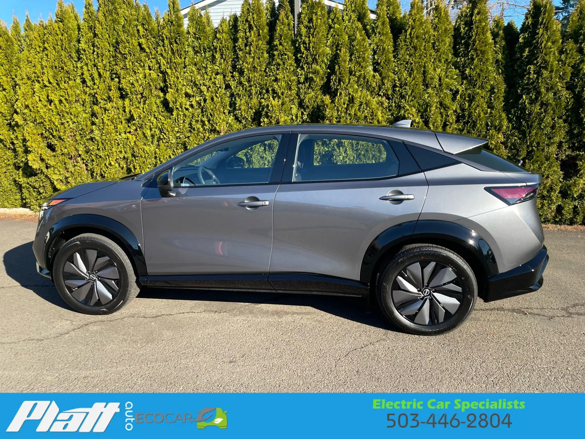 Used 2024 Nissan Ariya Engage e-4ORCE Sport Utility 4 image 5