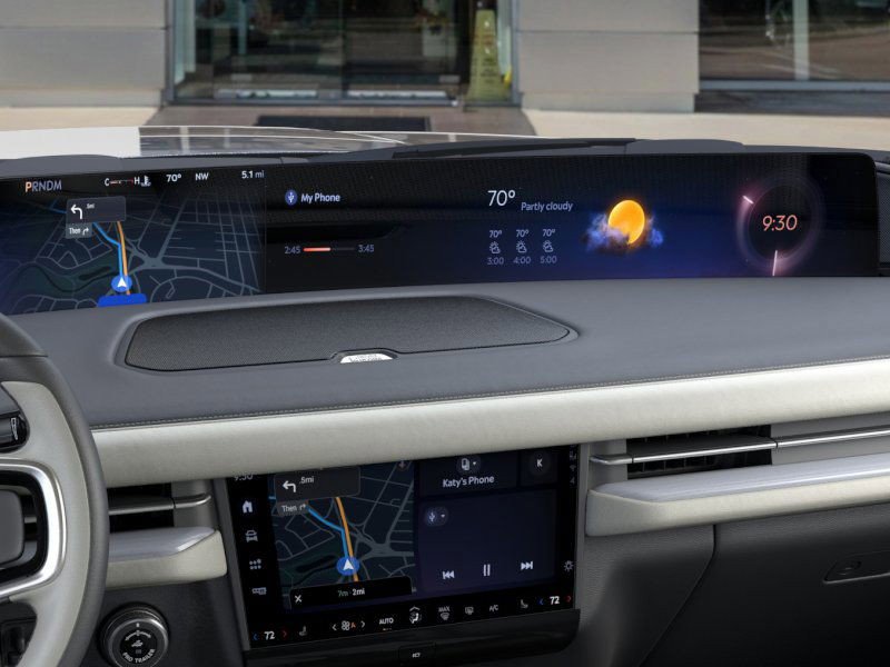 New 2025 Lincoln Navigator Reserve image 14