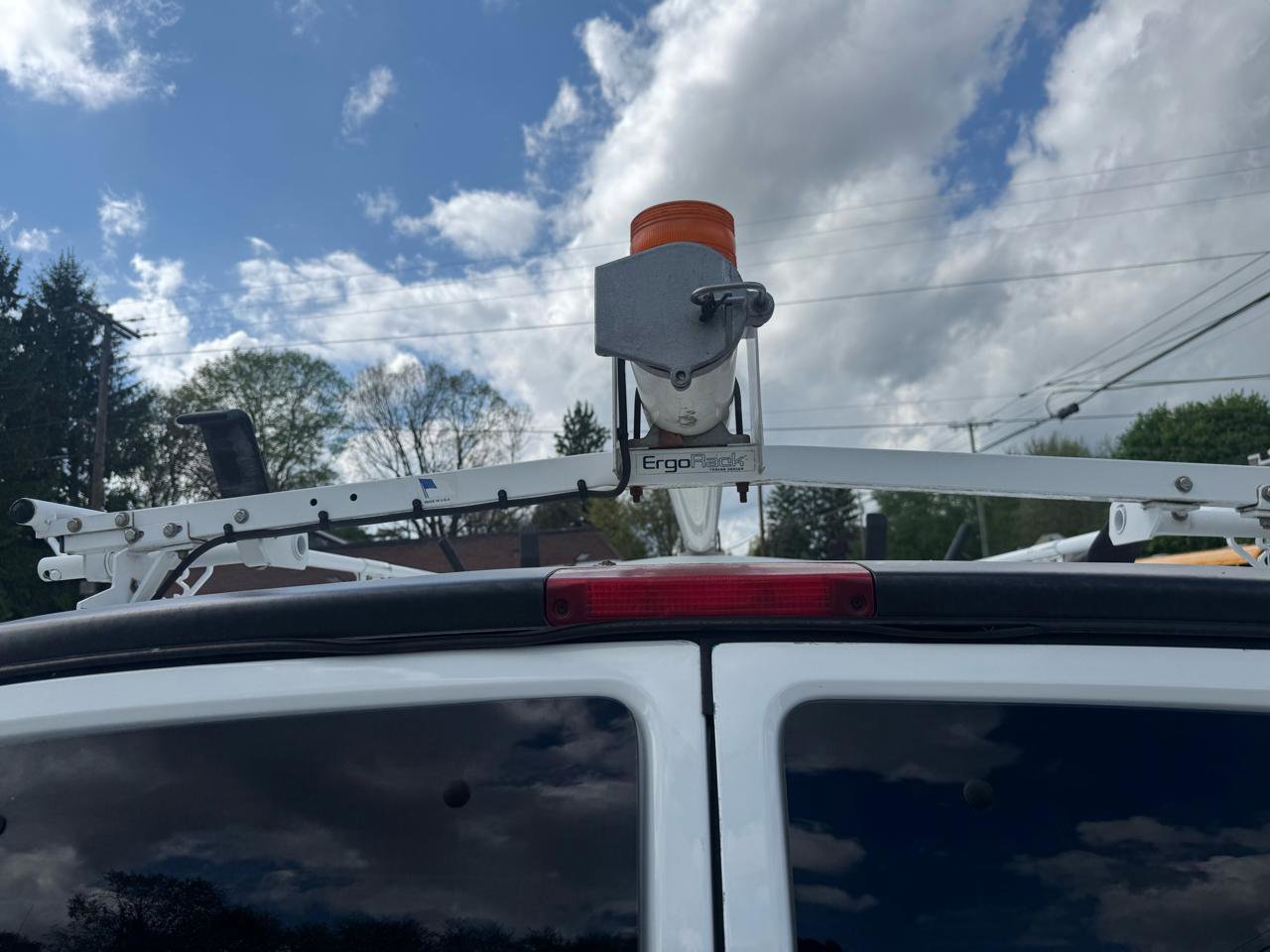 Used 2011 Chevrolet Express 1500 RWD image 25