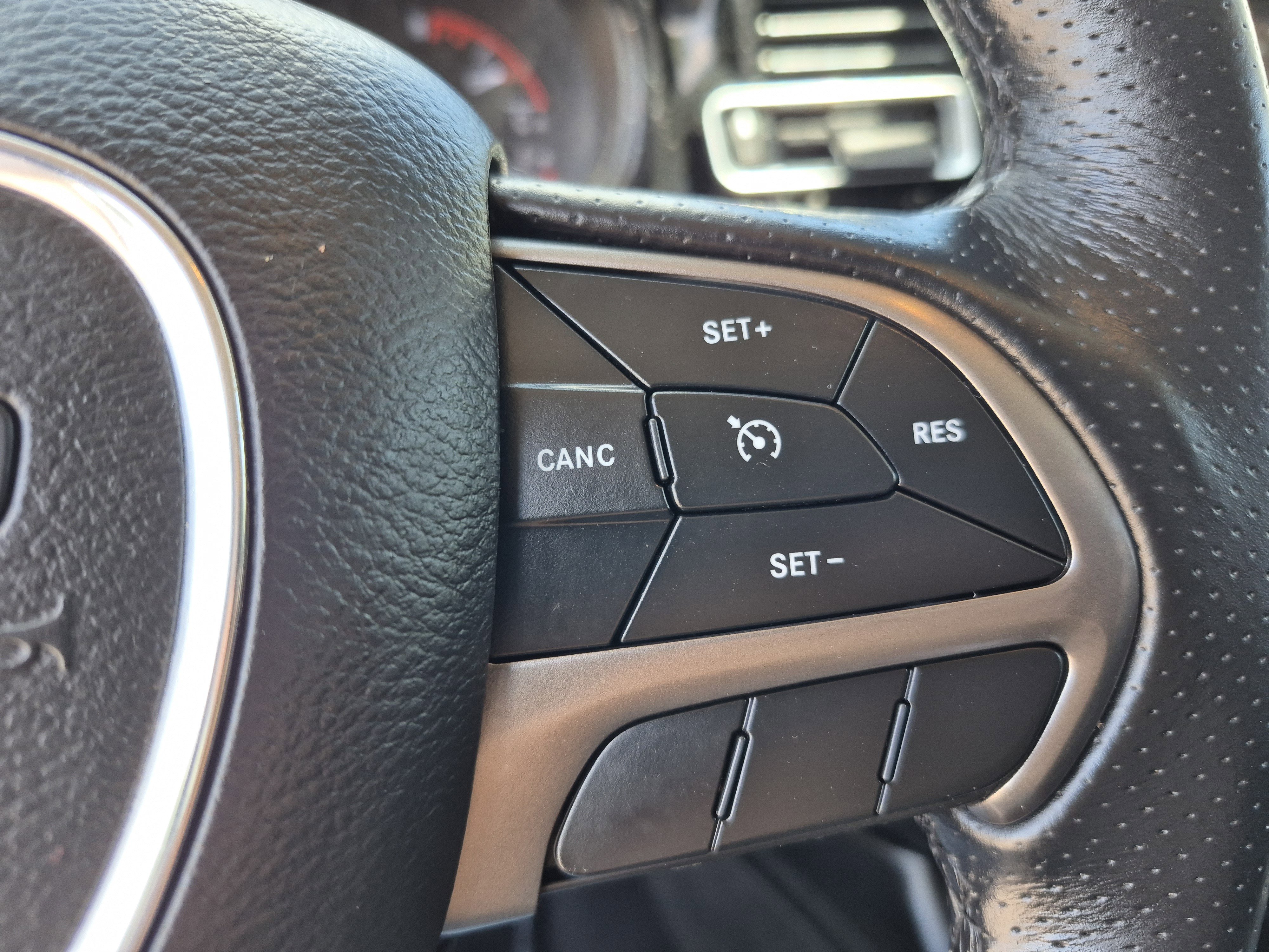 Used 2021 Dodge Durango SXT AWD/4WD image 26