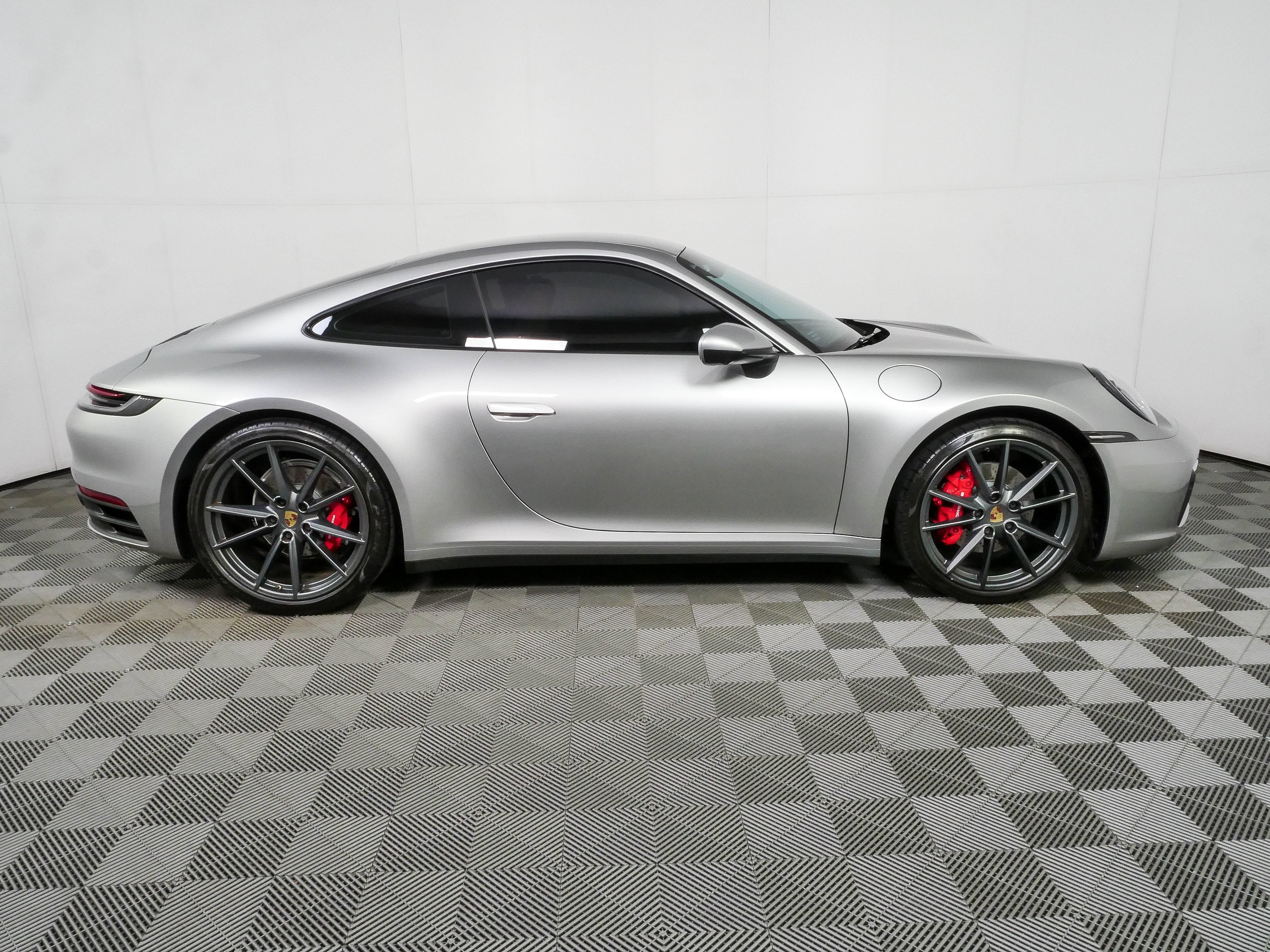 Certified 2022 Porsche 911 Carrera RWD image 26