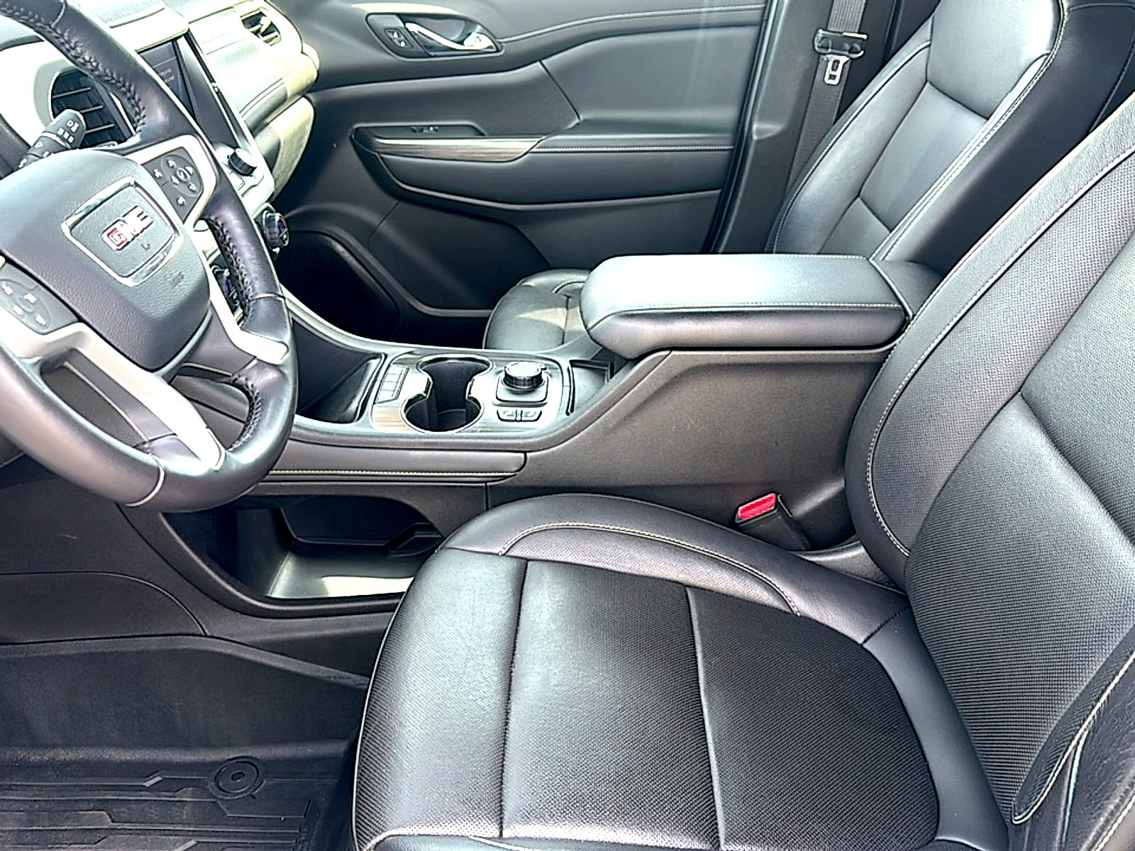 Used 2020 GMC Acadia SLT image 13