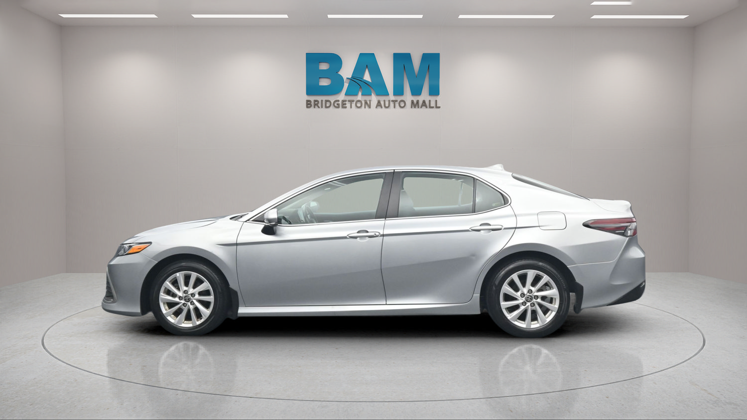 Used 2023 Toyota Camry LE w/ Cold Weather Package FWD image 3