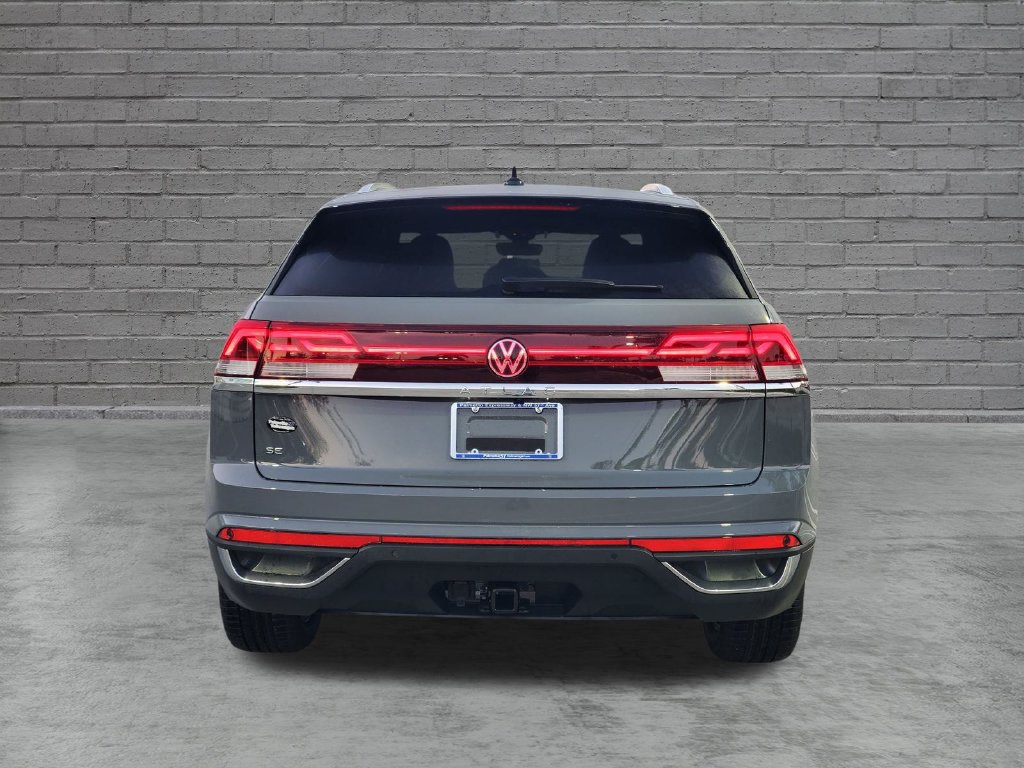 New 2026 Volkswagen Atlas Cross Sport SE FWD image 4