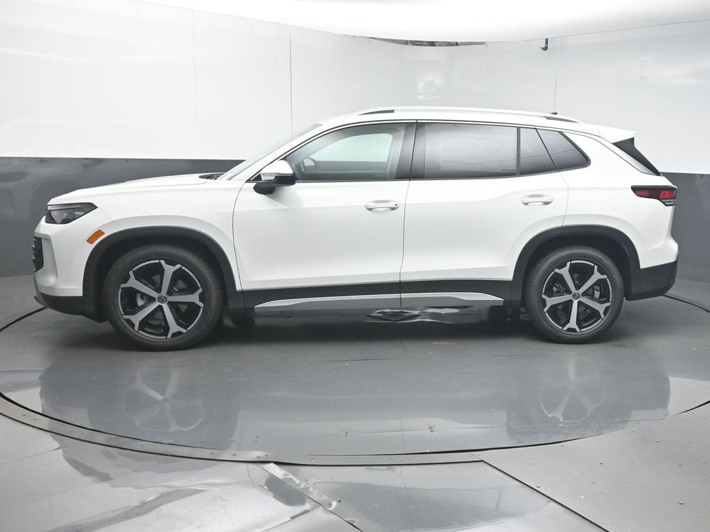 New 2026 Volkswagen Tiguan SE FWD image 5