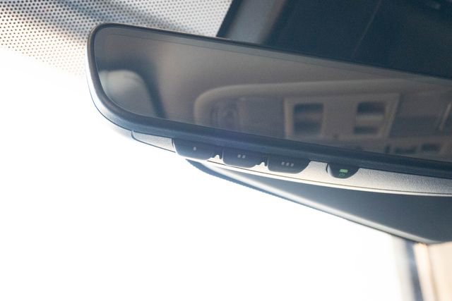 Used 2020 Honda Insight Touring image 31