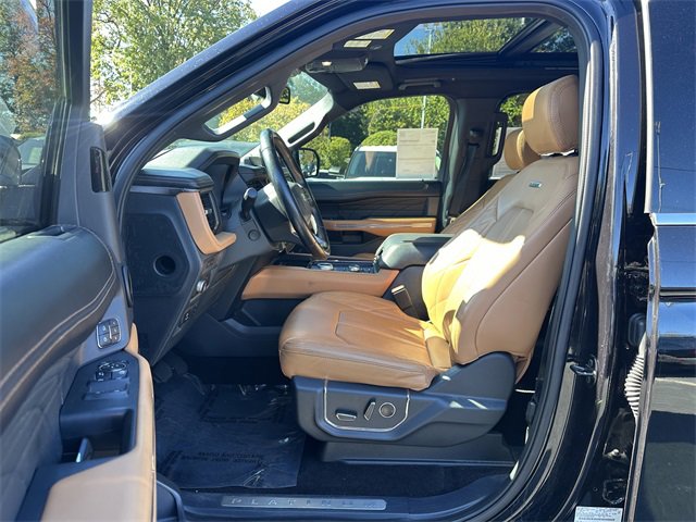 Certified 2022 Ford Expedition Max Platinum image 19