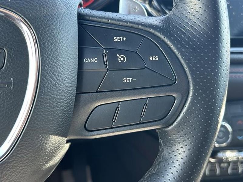 Used 2025 Dodge Durango GT image 12