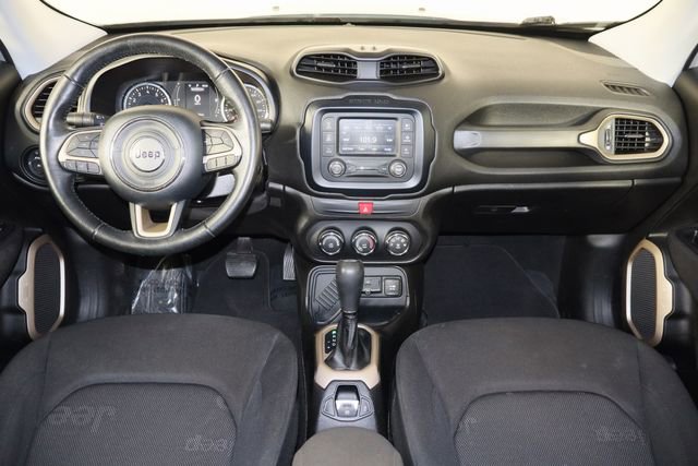 Used 2017 Jeep Renegade Latitude image 16