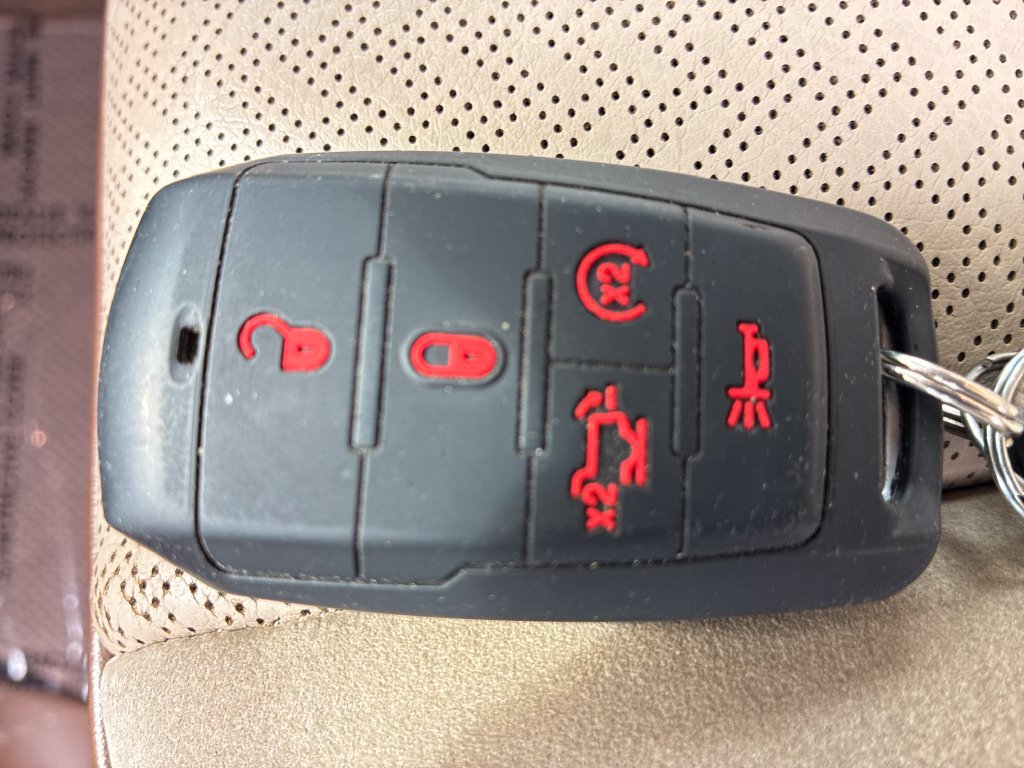 Used 2021 RAM 1500 Laramie AWD/4WD image 20