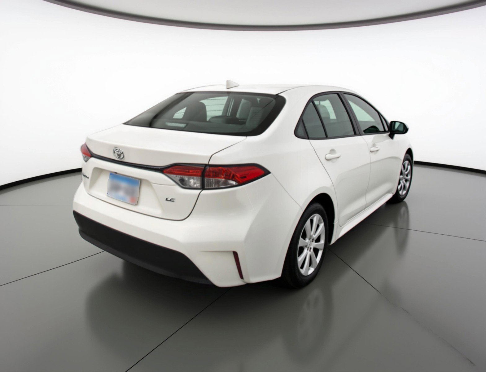 Used 2025 Toyota Corolla LE FWD image 9