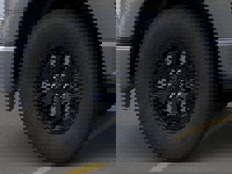 New 2025 Ford F150 Lightning XLT image 19