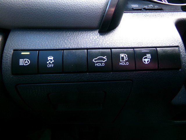 Used 2022 Toyota Camry XLE image 26