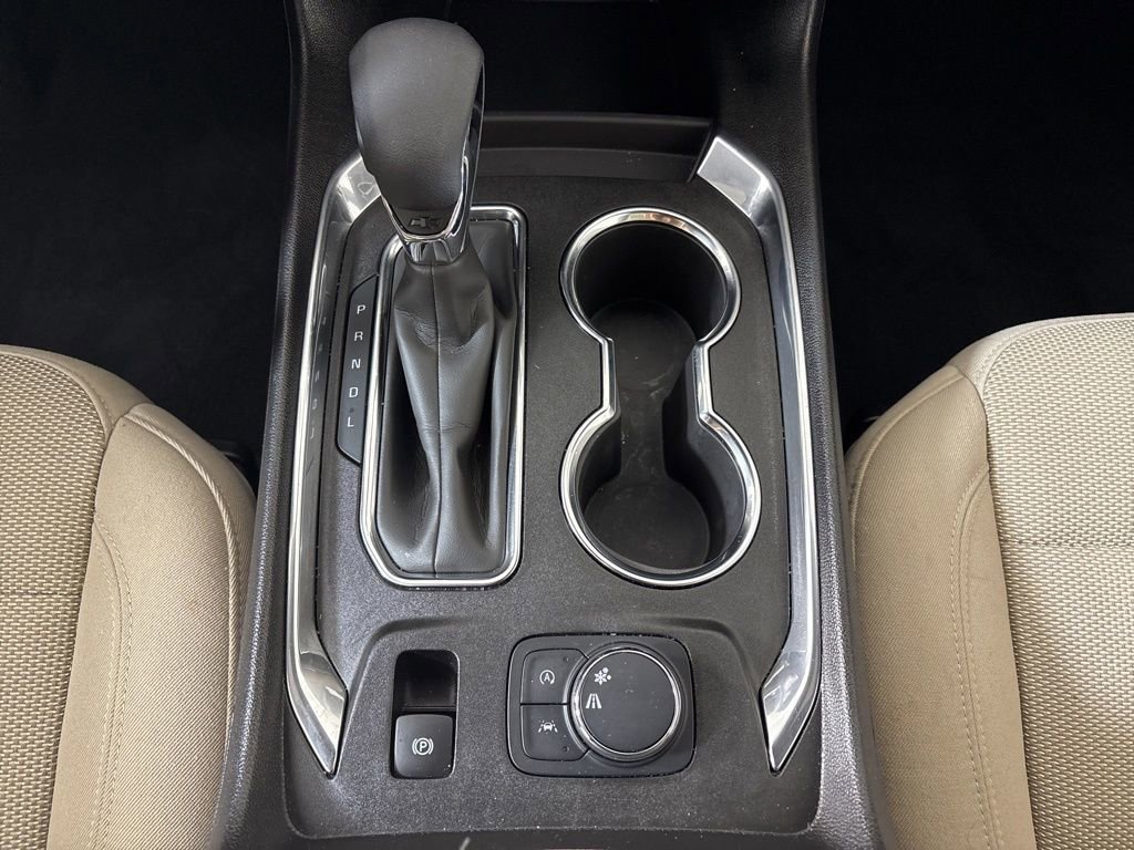 Used 2023 Chevrolet Traverse LS w/ Safety Package image 24