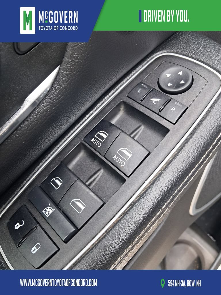 Used 2023 RAM 1500 Laramie AWD/4WD image 9