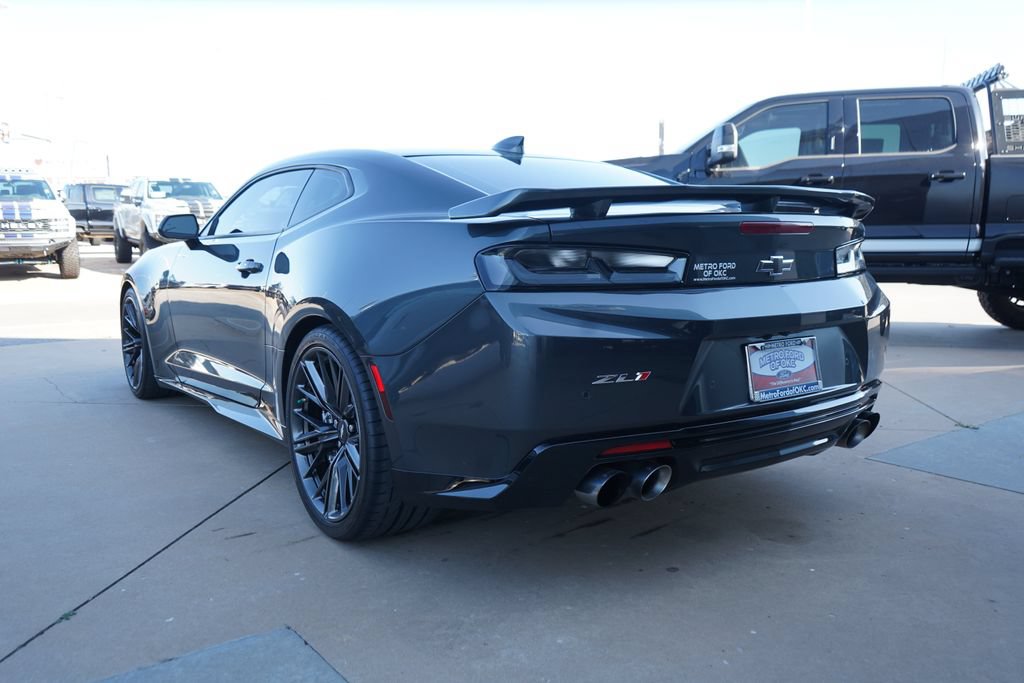 Used 2018 Chevrolet Camaro ZL1 RWD image 12