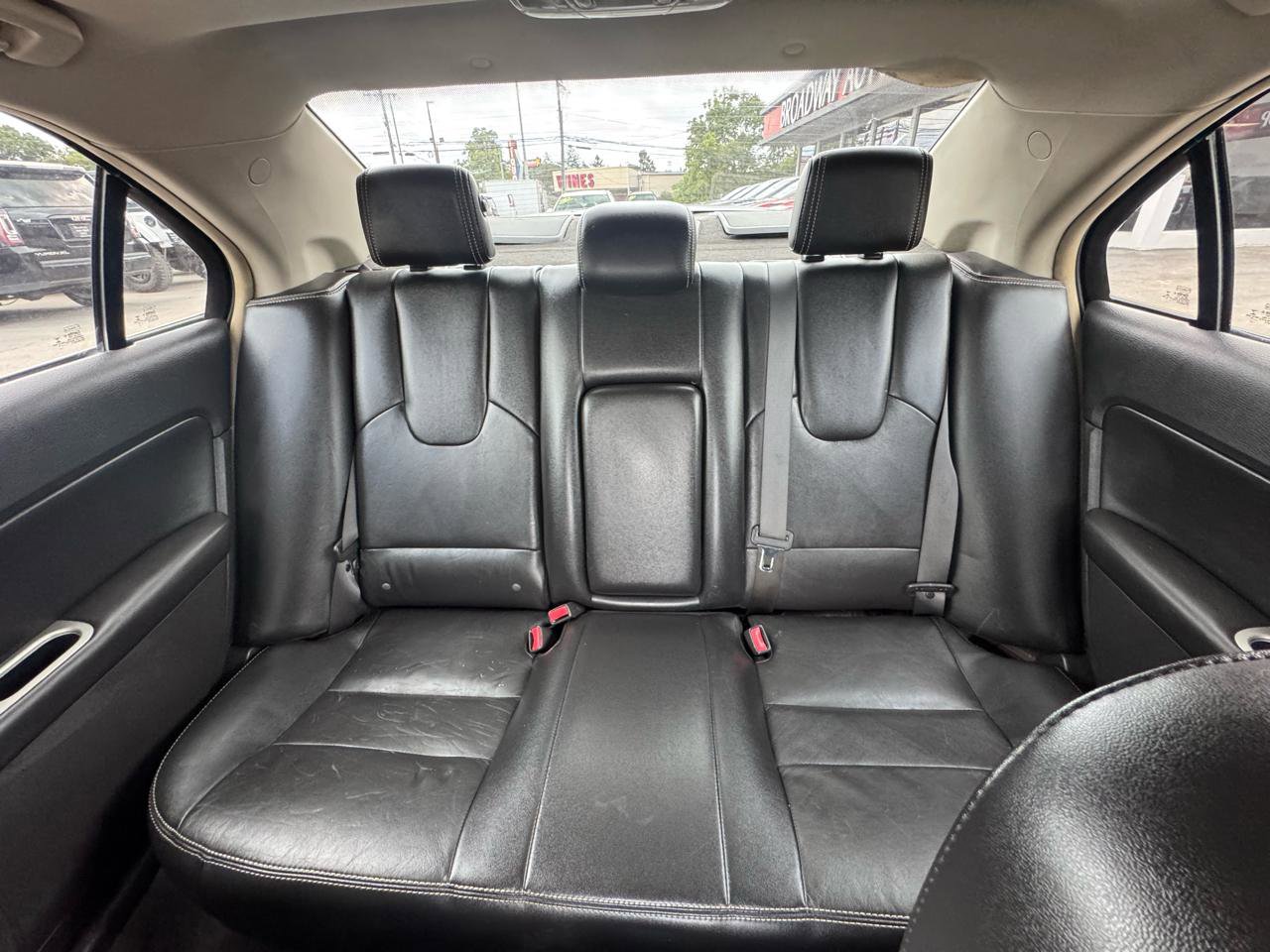 Used 2012 Ford Fusion SEL FWD image 16