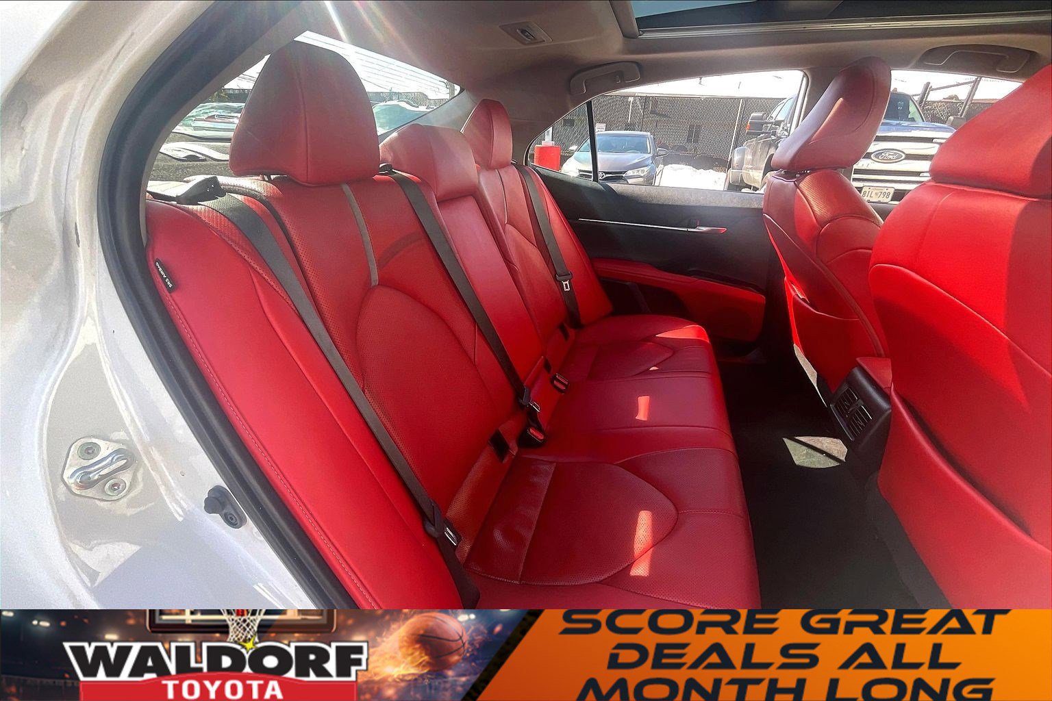 Used 2022 Toyota Camry XSE w/ Navigation Package image 32