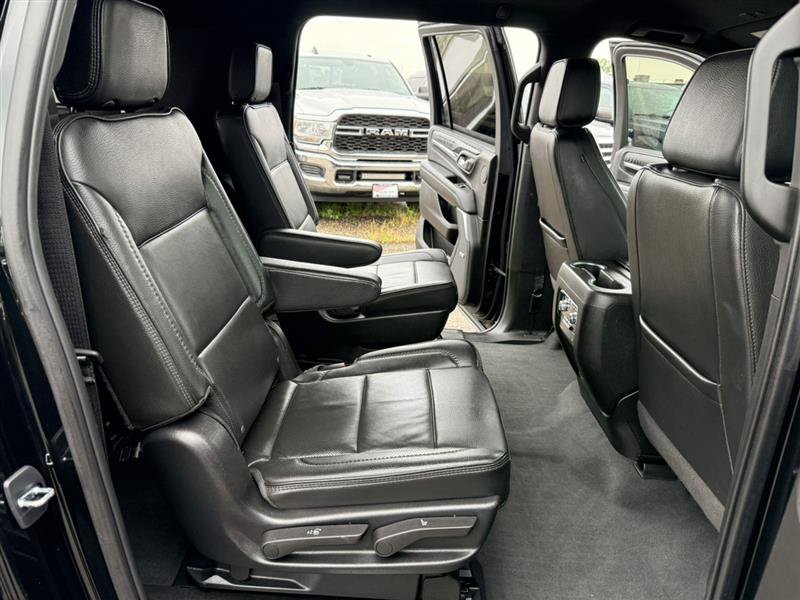 Used 2022 GMC Yukon XL Denali w/ Max Trailering Package AWD/4WD image 17