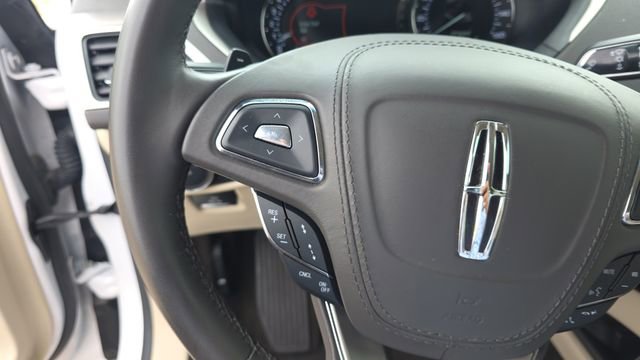 Used 2020 Lincoln MKZ w/ Convenience Package image 23