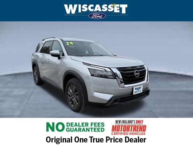 Used 2024 Nissan Pathfinder SV
