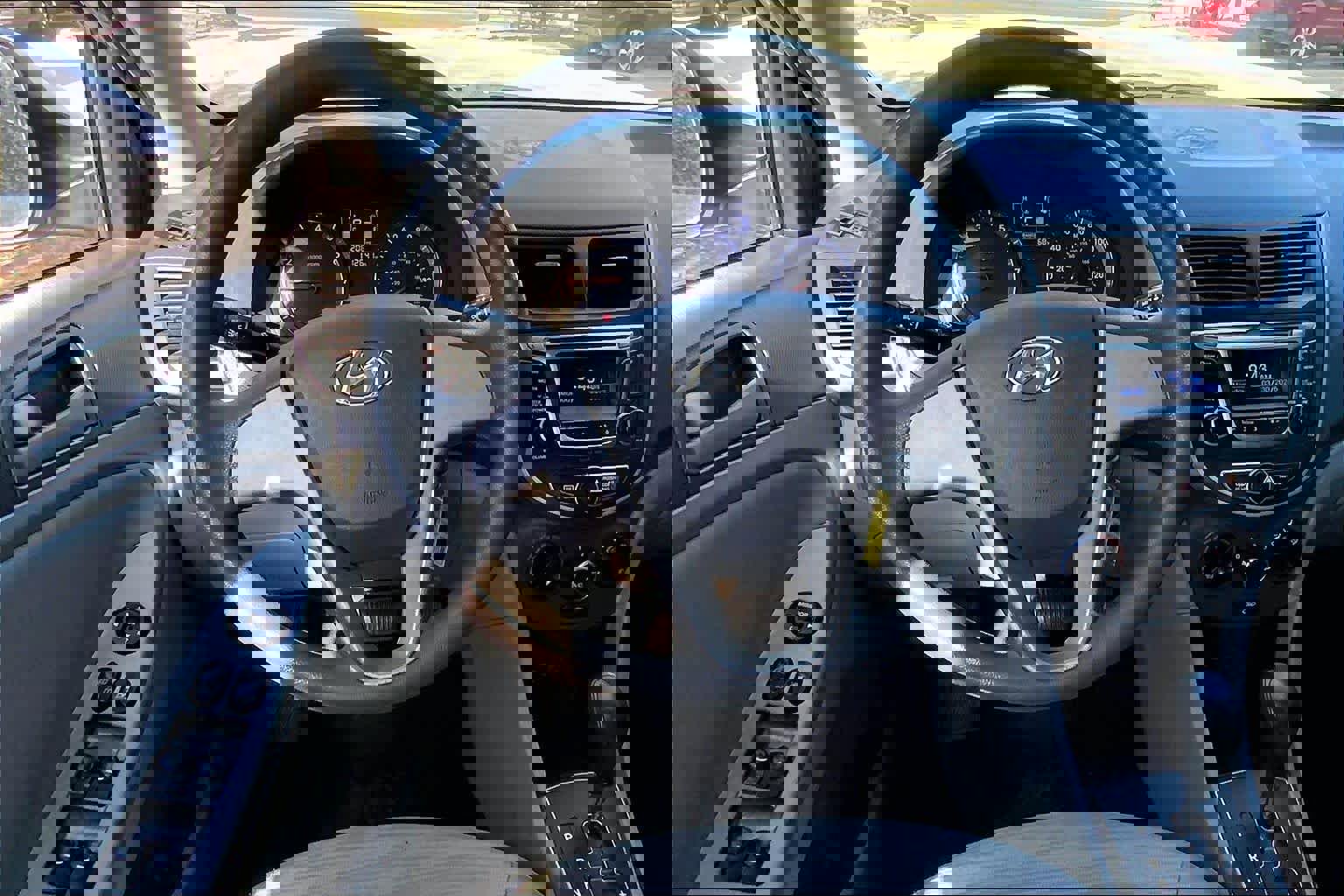 Used 2017 Hyundai Accent SE image 6