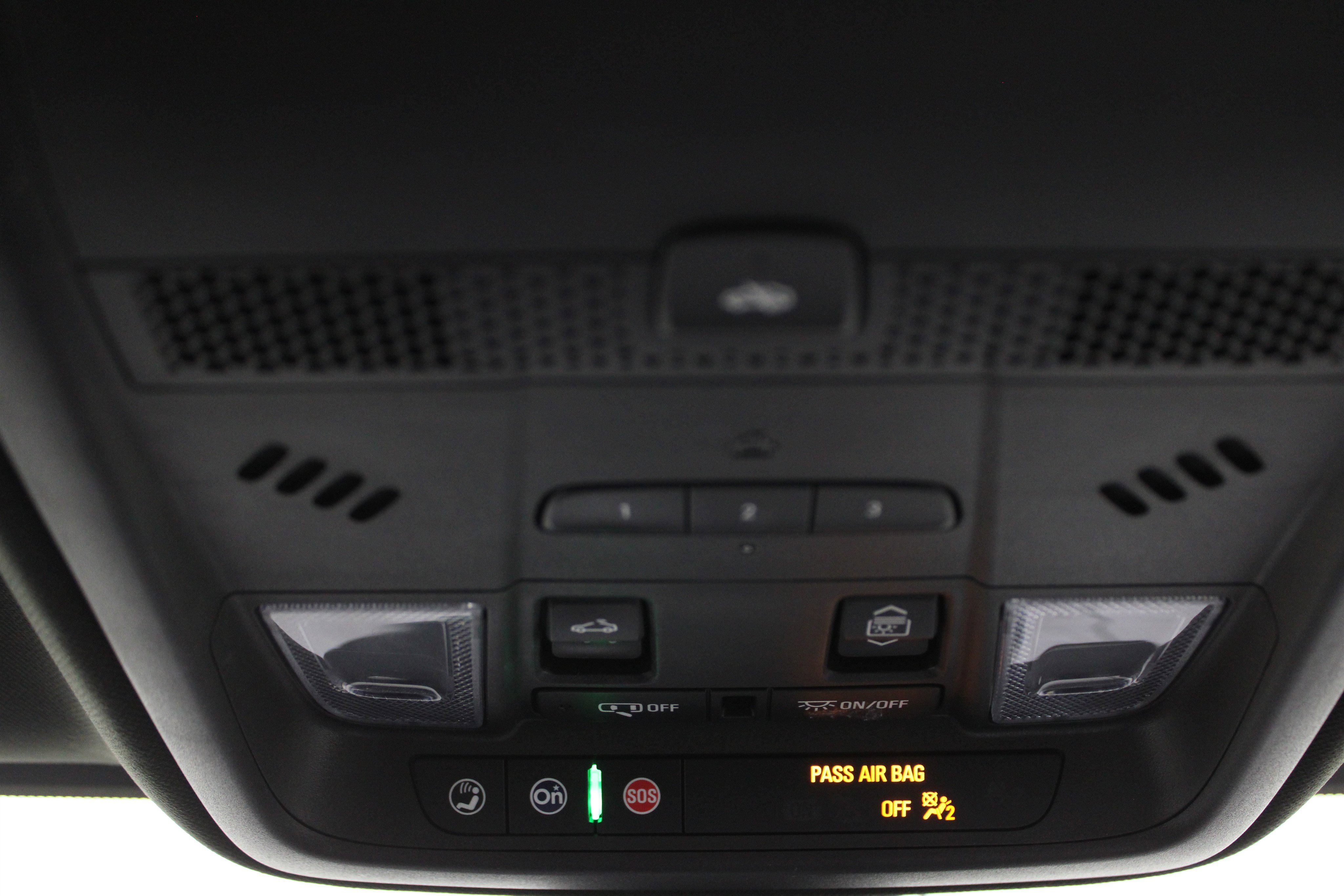 Used 2022 Cadillac XT5 Premium Luxury w/ LPO, Floor Liner Package image 21