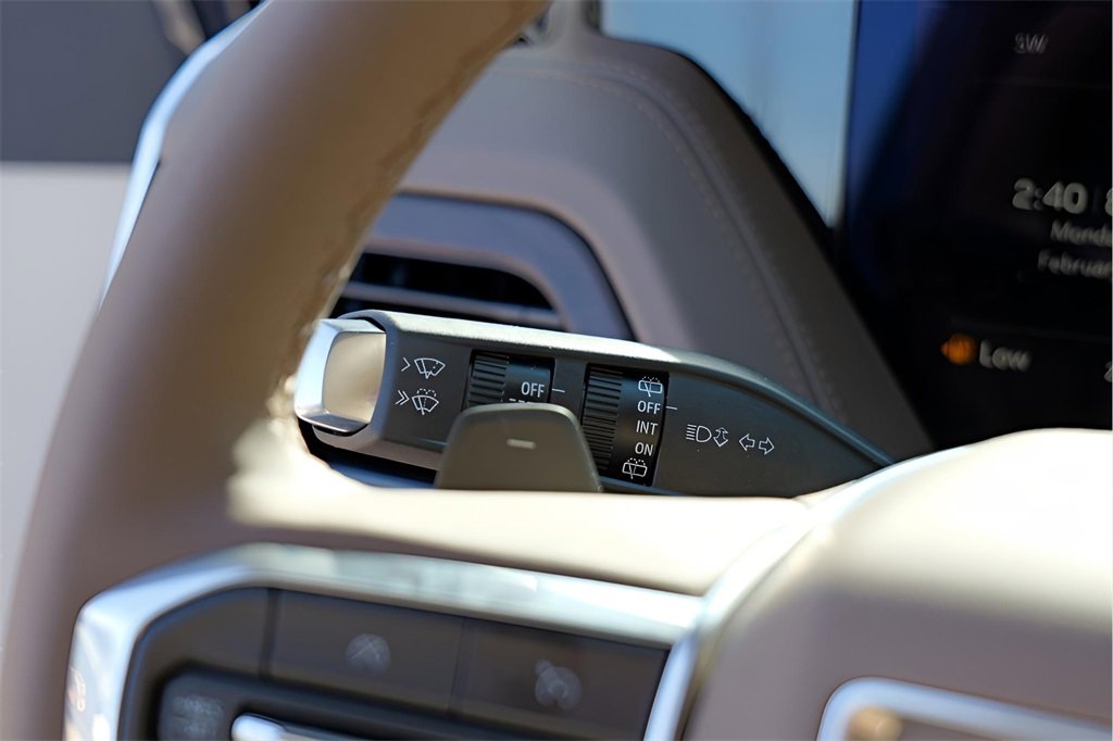 New 2026 GMC Yukon Denali w/ Sun & Power Step Package image 17