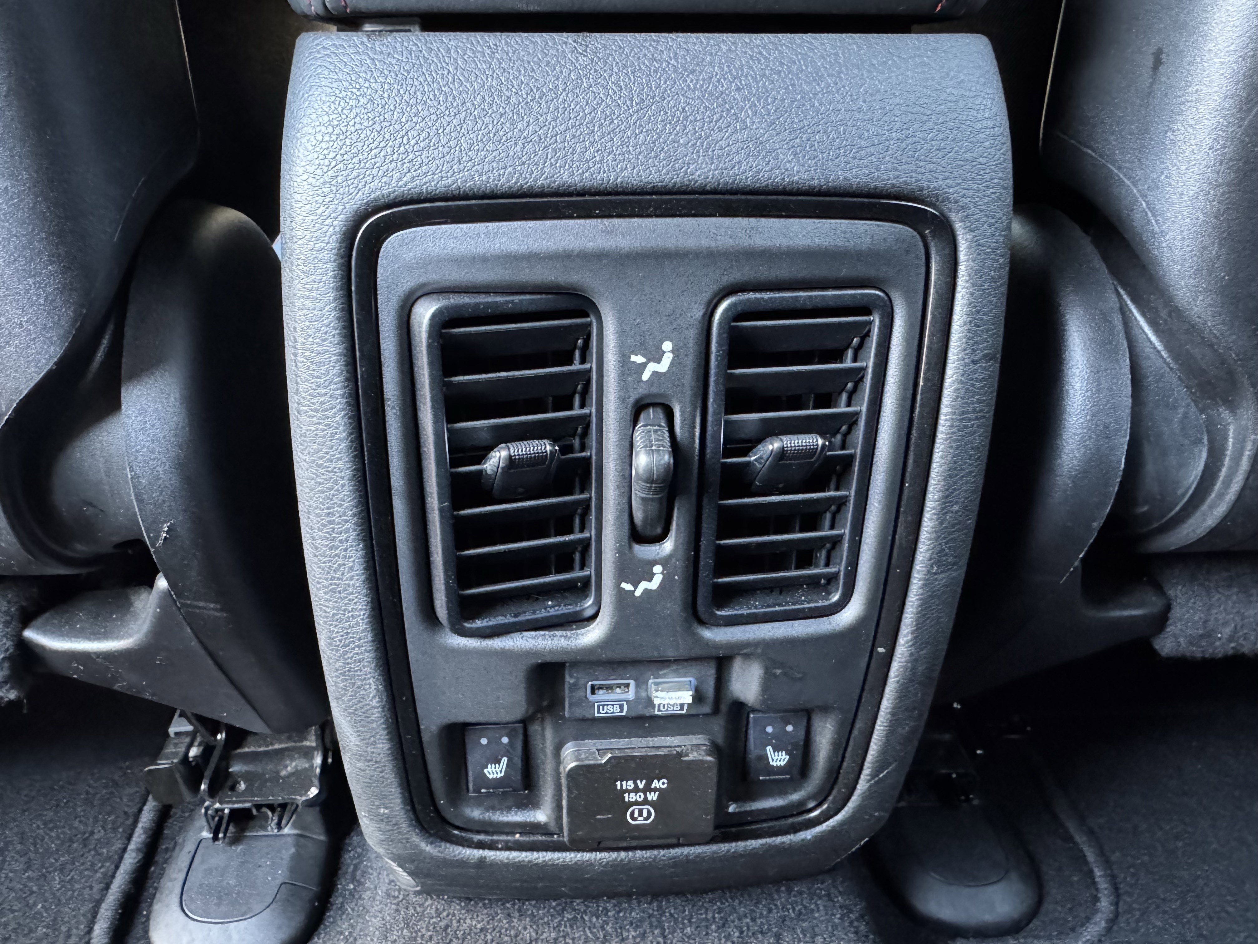 Used 2023 Dodge Durango GT image 37