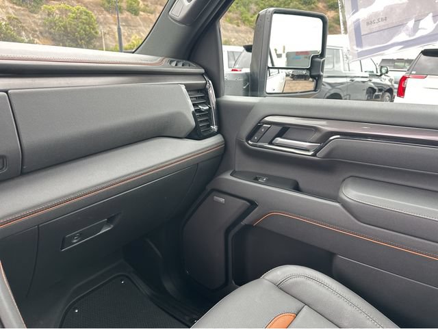 Used 2026 GMC Sierra 2500 AT4 AWD/4WD image 5