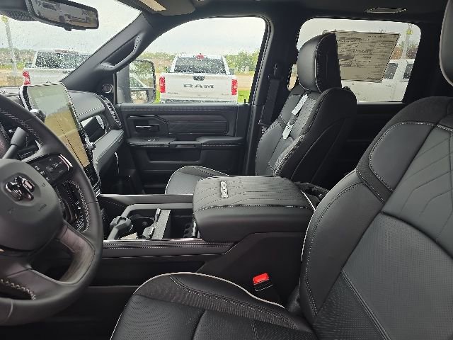 New 2026 RAM 3500 Limited AWD/4WD image 18