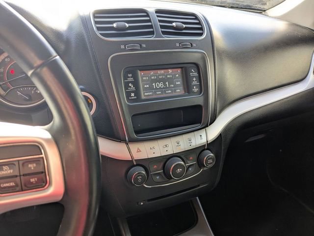 Used 2019 Dodge Journey SE w/ Connectivity Group image 17