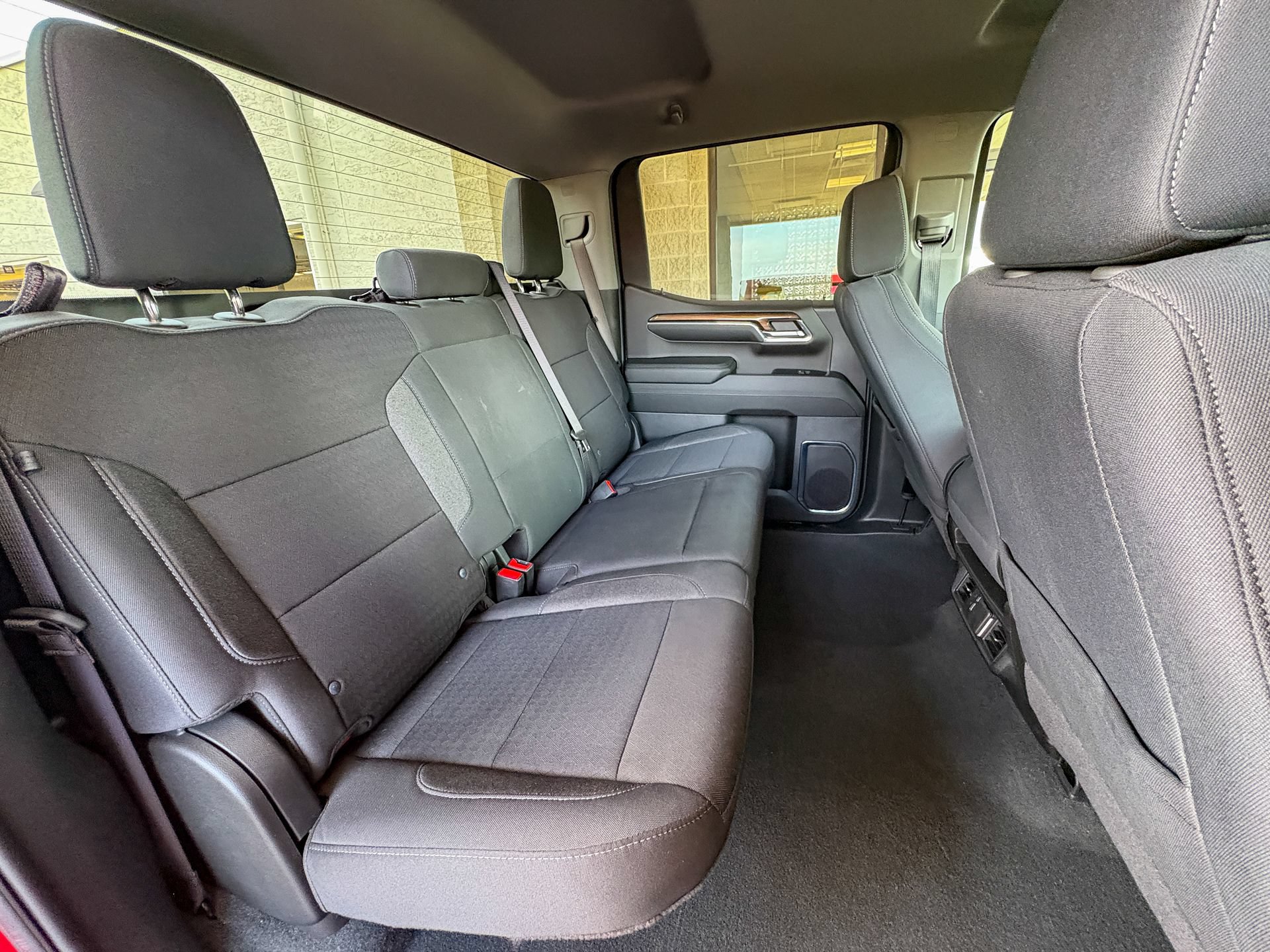 Used 2024 Chevrolet Silverado 1500 LT AWD/4WD image 27