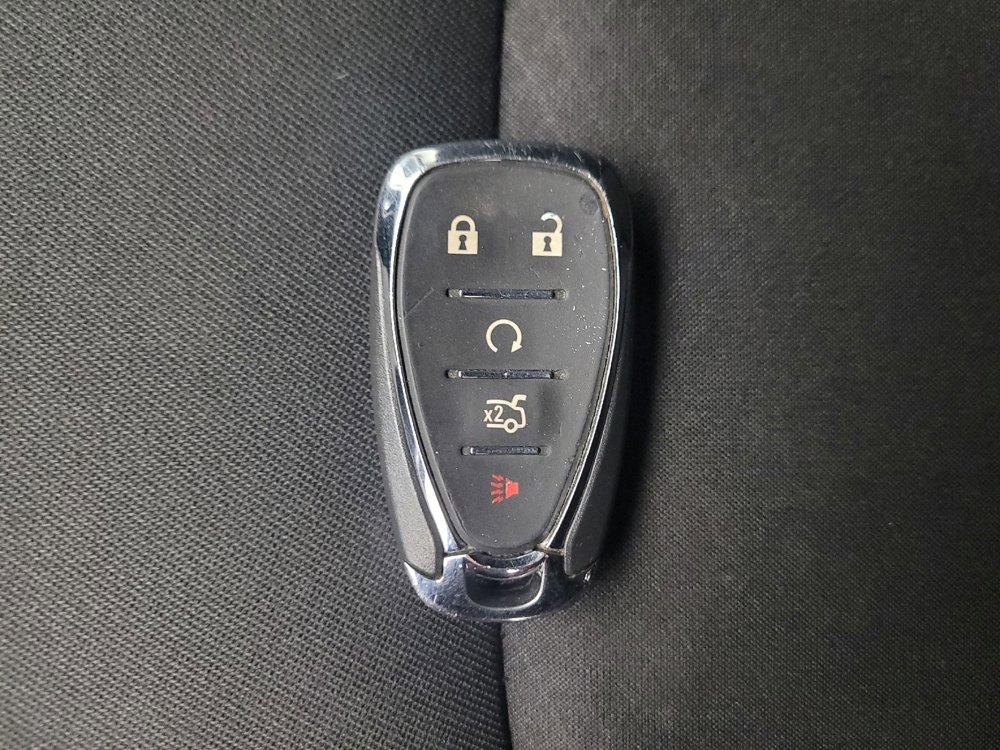 Used 2023 Chevrolet Malibu LT image 32