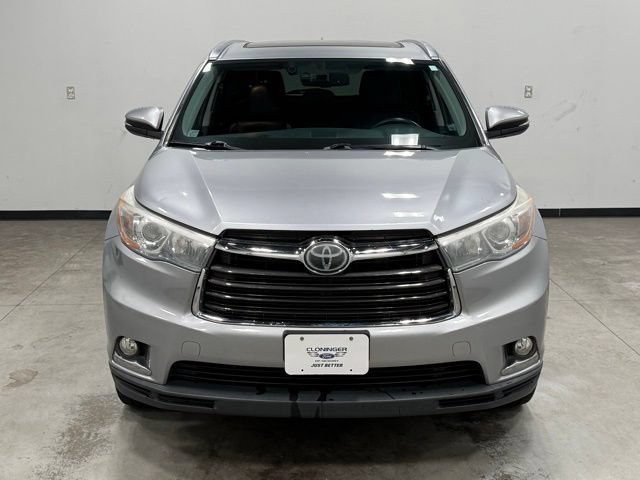 Used 2016 Toyota Highlander Limited Platinum FWD image 4