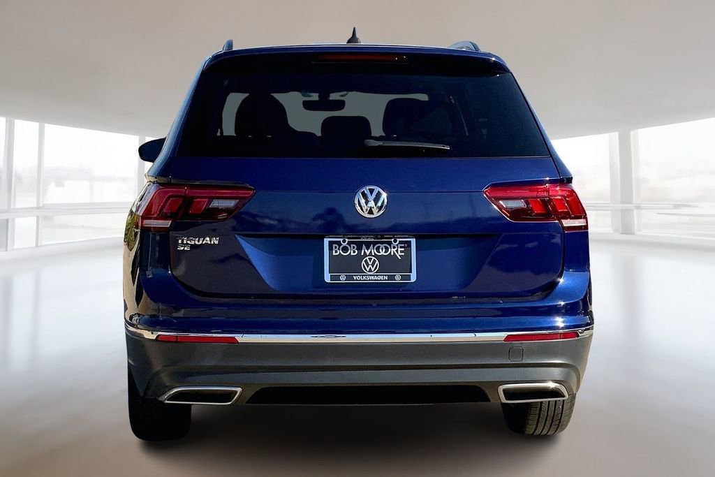 Used 2021 Volkswagen Tiguan SE w/ 3-Row Tiguan MDO Package image 4