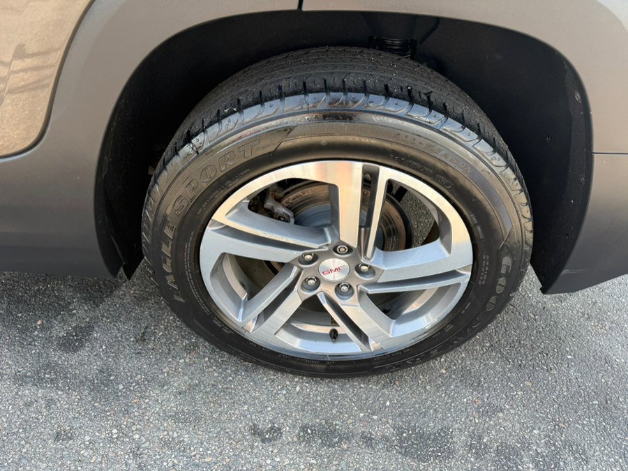 Used 2019 GMC Terrain SLT w/ Preferred Package AWD/4WD image 5