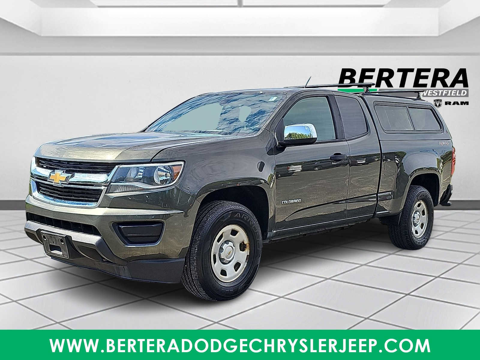 Used 2018 Chevrolet Colorado W/T AWD/4WD image 3