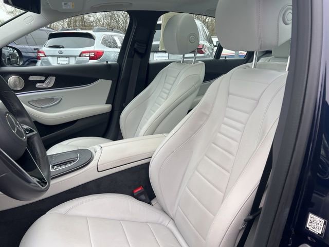 Used 2021 Mercedes-Benz E 450 4MATIC Sedan image 4