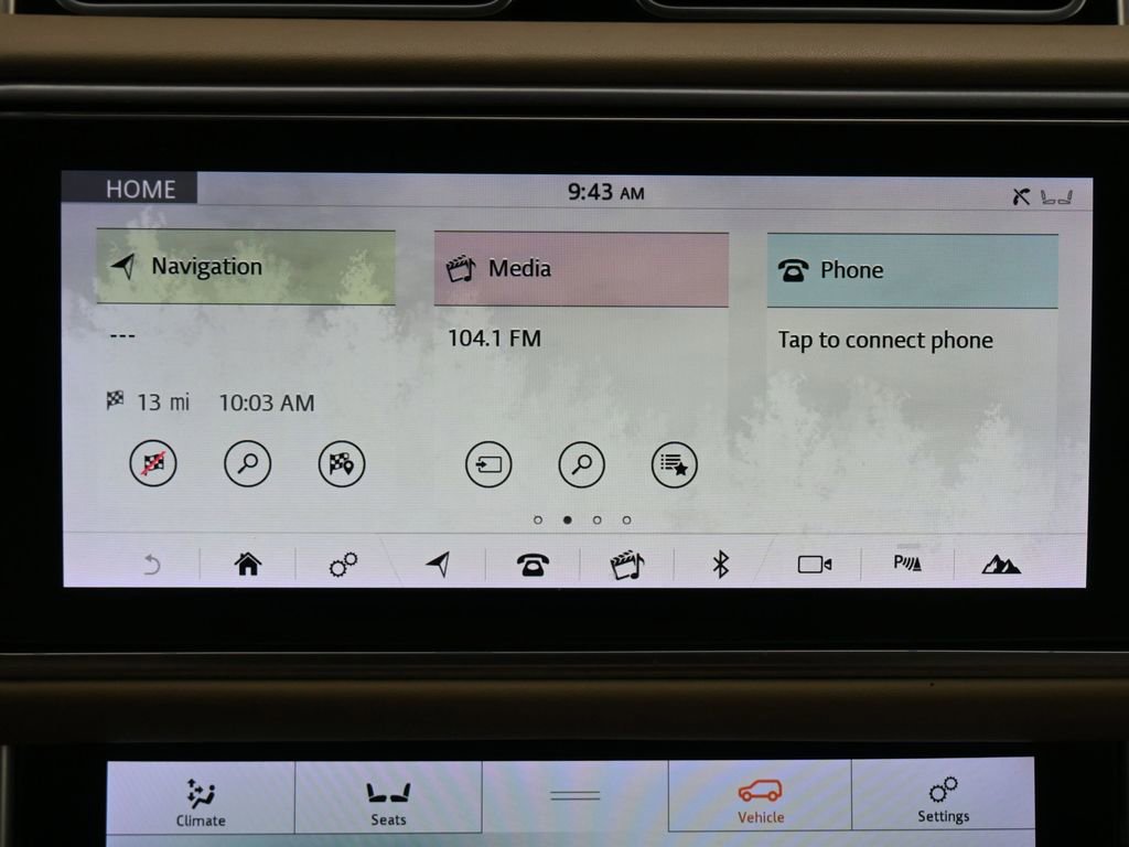 Used 2019 Land Rover Range Rover HSE image 11