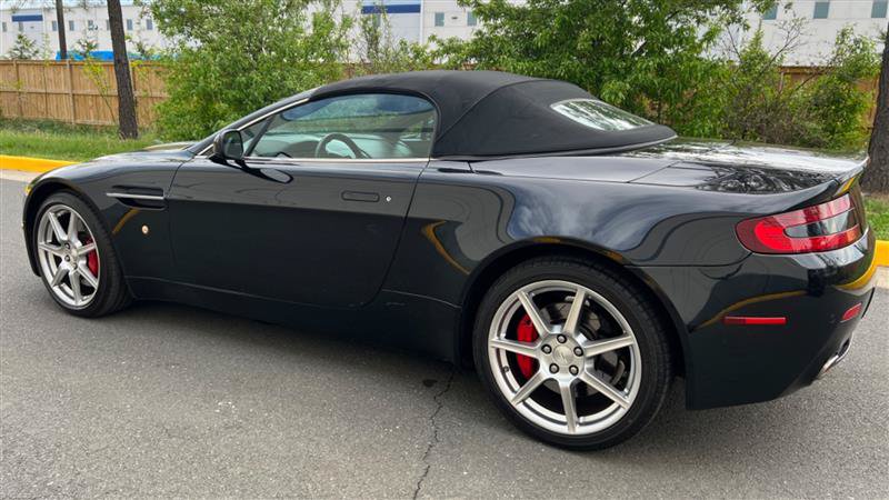 Used 2008 Aston Martin V8 Vantage Roadster RWD image 9