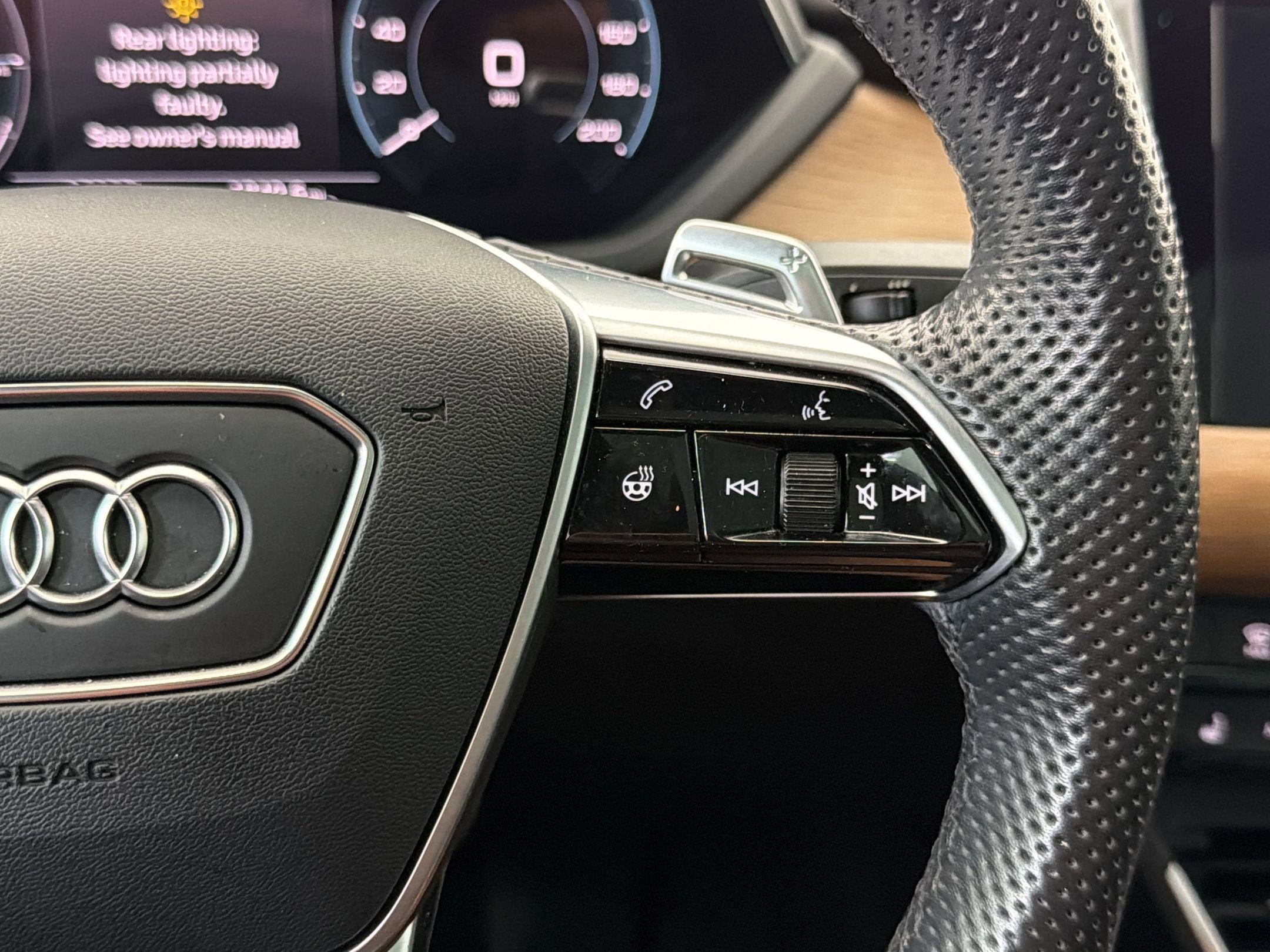 Used 2023 Audi e-tron GT Premium Plus AWD/4WD image 24