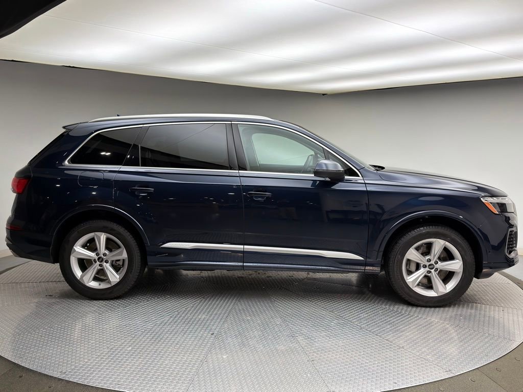 Used 2025 Audi Q7 2.0T Premium image 4