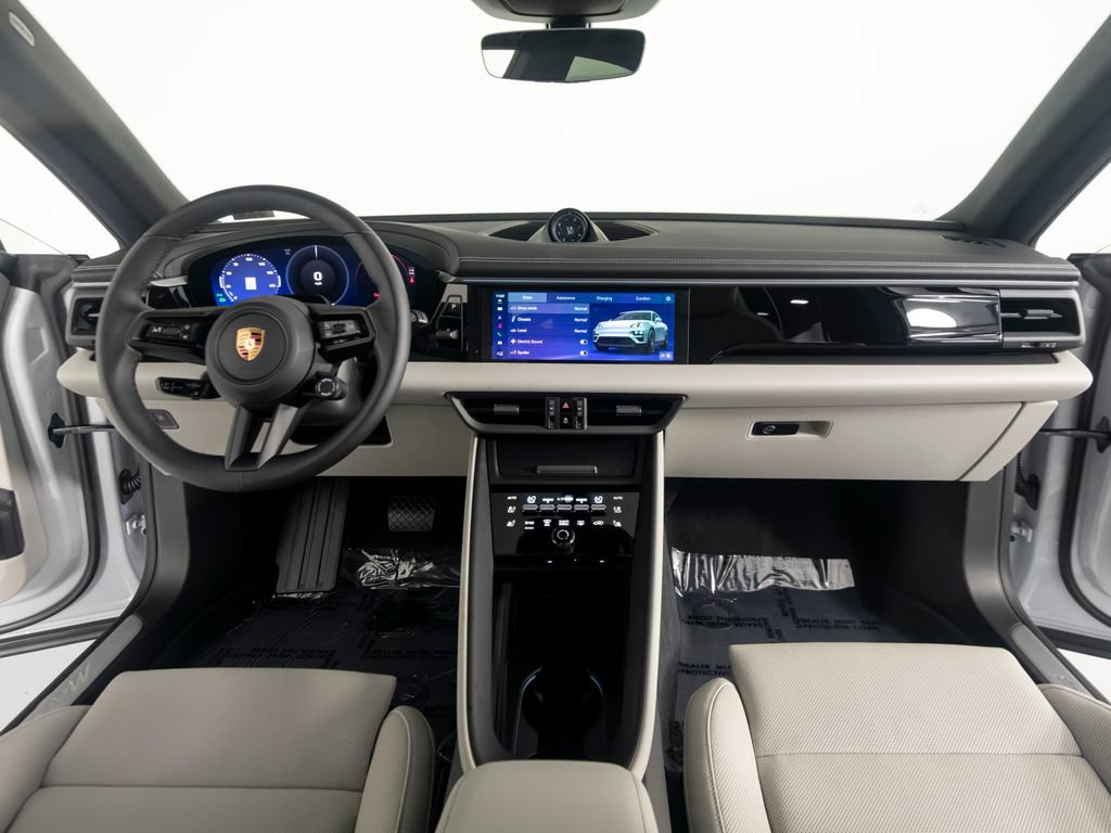 New 2026 Porsche Macan 4 Electric AWD/4WD image 34
